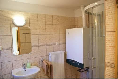 Apartment Villa Attila Hévíz Εξωτερικό φωτογραφία
