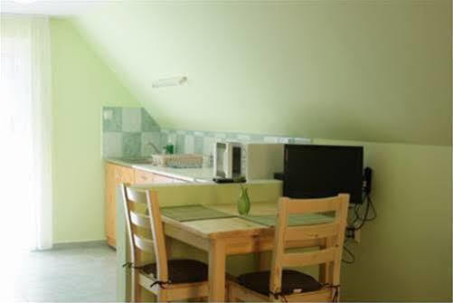 Apartment Villa Attila Hévíz Εξωτερικό φωτογραφία