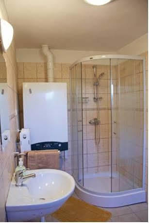 Apartment Villa Attila Hévíz Εξωτερικό φωτογραφία